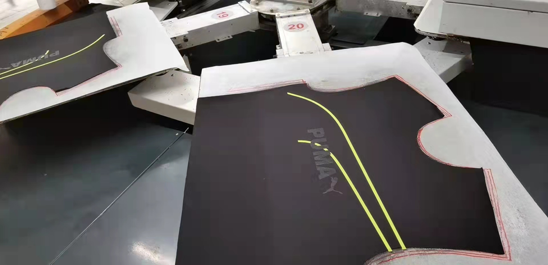 生產(chǎn)車(chē)間